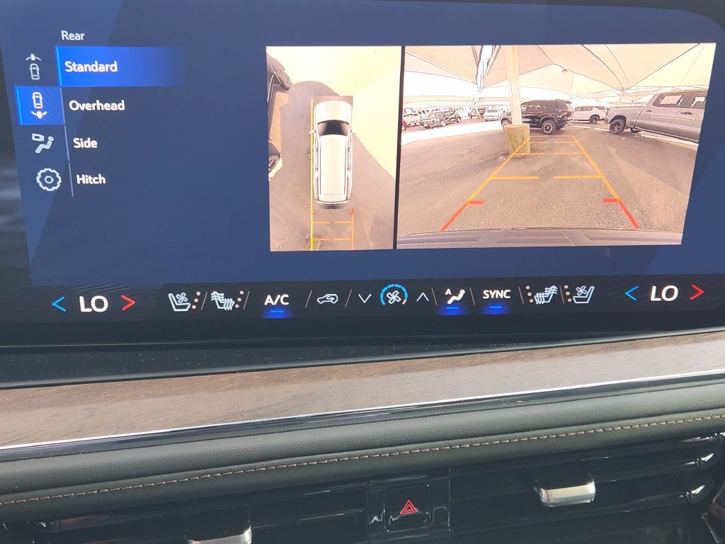 New 2026 Chevrolet Suburban High Country AWD/4WD image 14