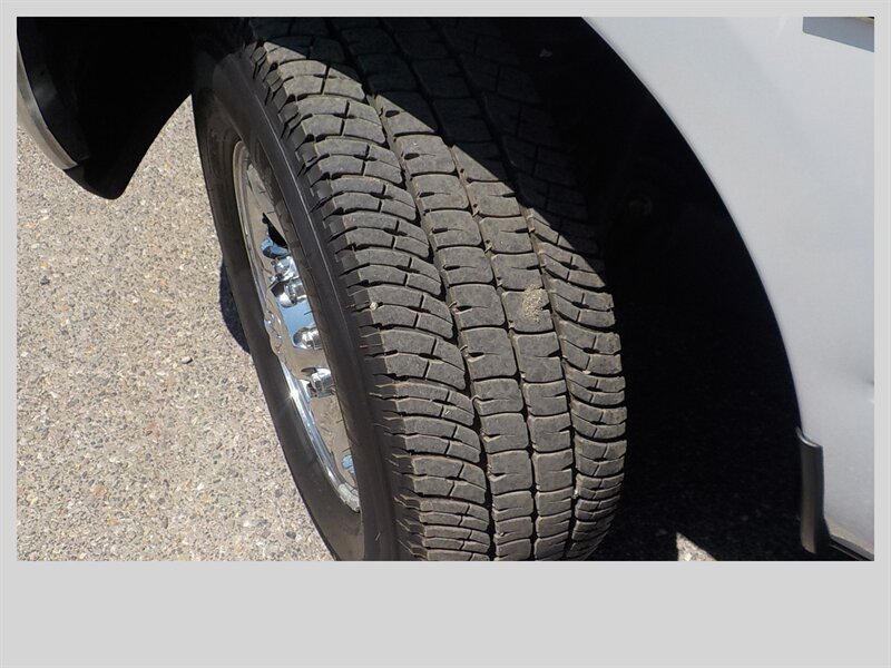 Used 2015 RAM 3500 SLT AWD/4WD image 2