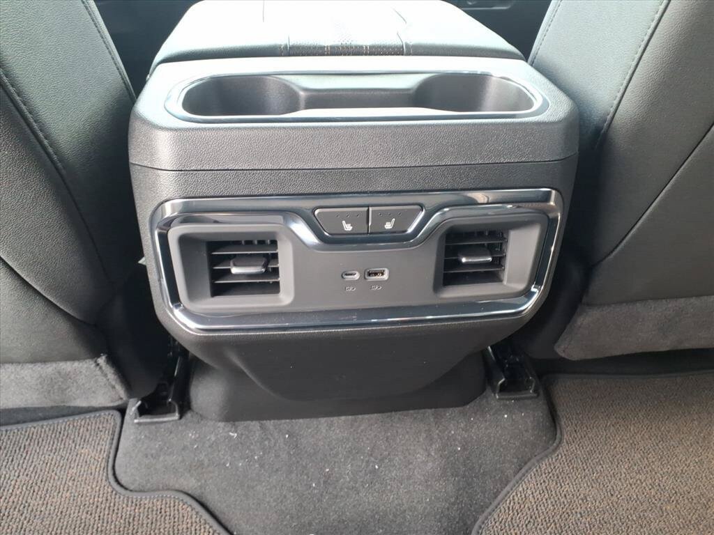 New 2026 Chevrolet Silverado 1500 High Country w/ Technology Package RWD image 18