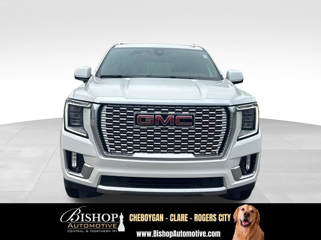 Used 2021 GMC Yukon Denali w/ Denali Premium Package AWD/4WD image 14