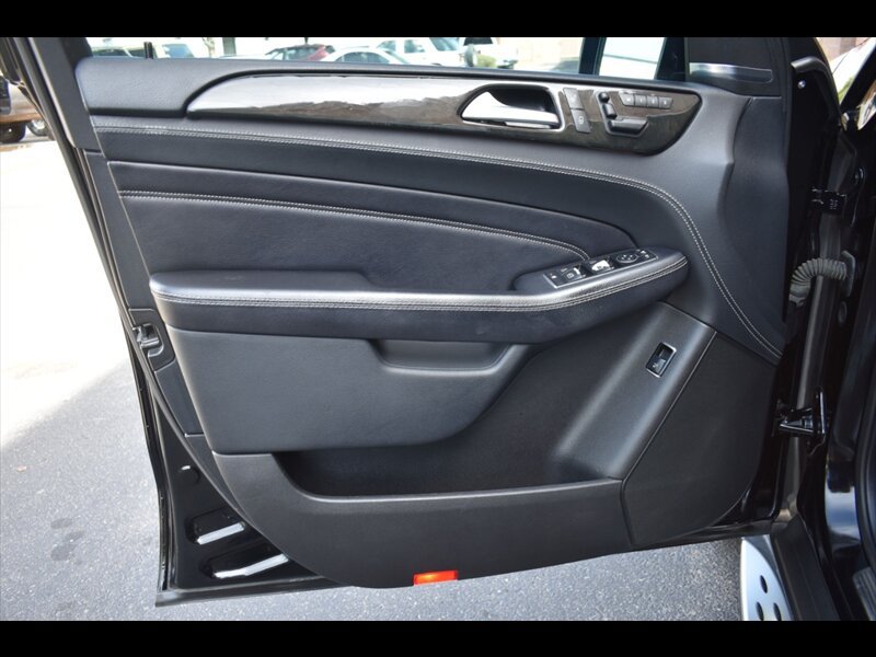 Used 2015 Mercedes-Benz ML 400 4MATIC image 17