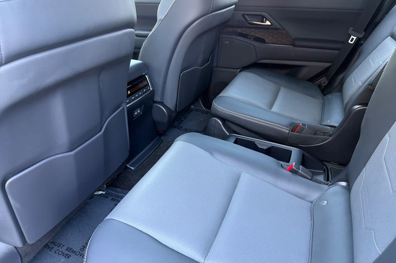 Certified 2024 Lexus GX 550 w/ Accessory Package (Z1) AWD/4WD image 4