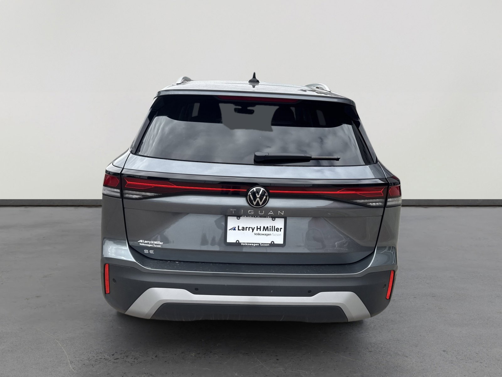 New 2026 Volkswagen Tiguan SE image 5