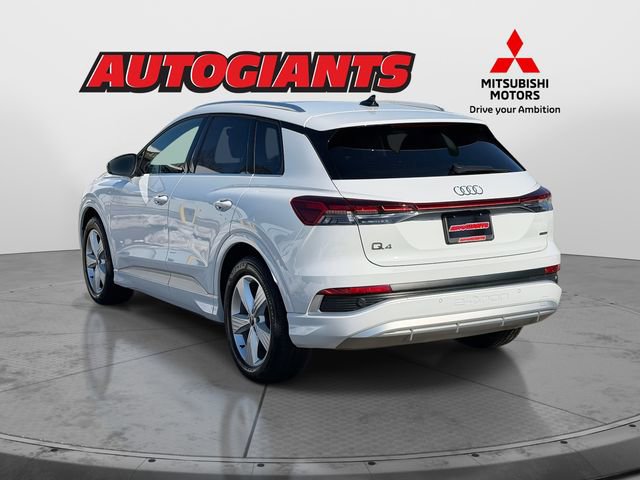 Used 2024 Audi Q4 e-tron Premium w/ Convenience Package image 4