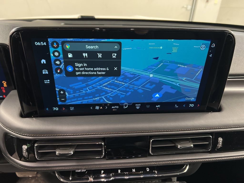 Used 2026 Lincoln Aviator AWD image 11