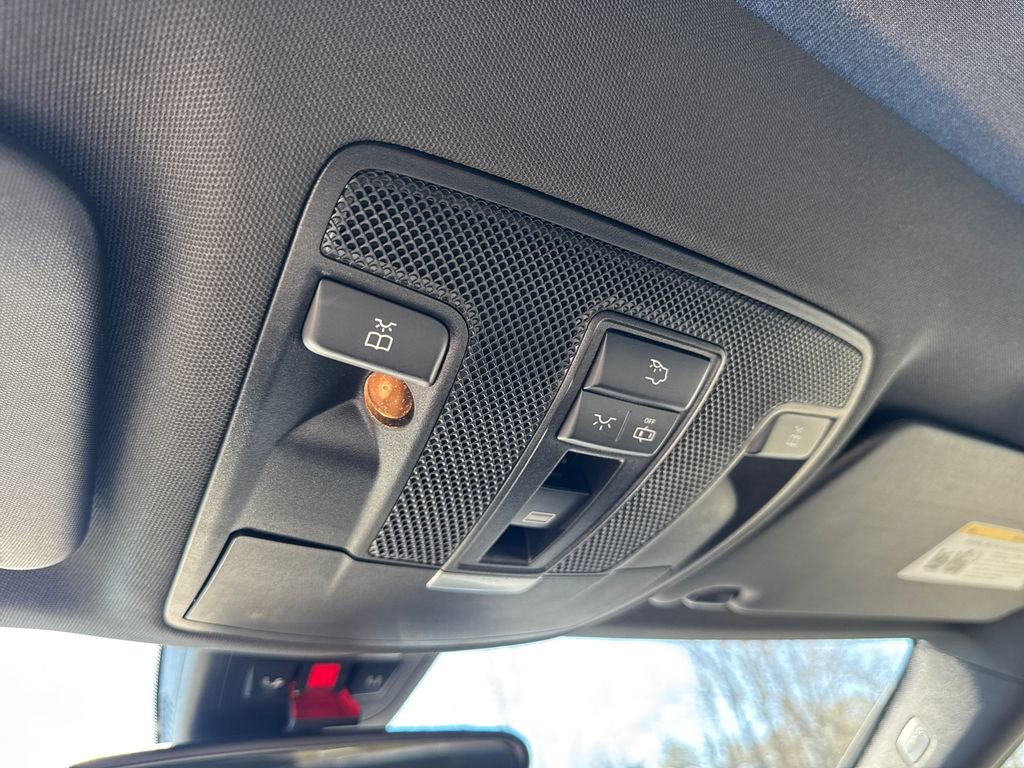 Used 2019 Mercedes-Benz CLA 250 image 31