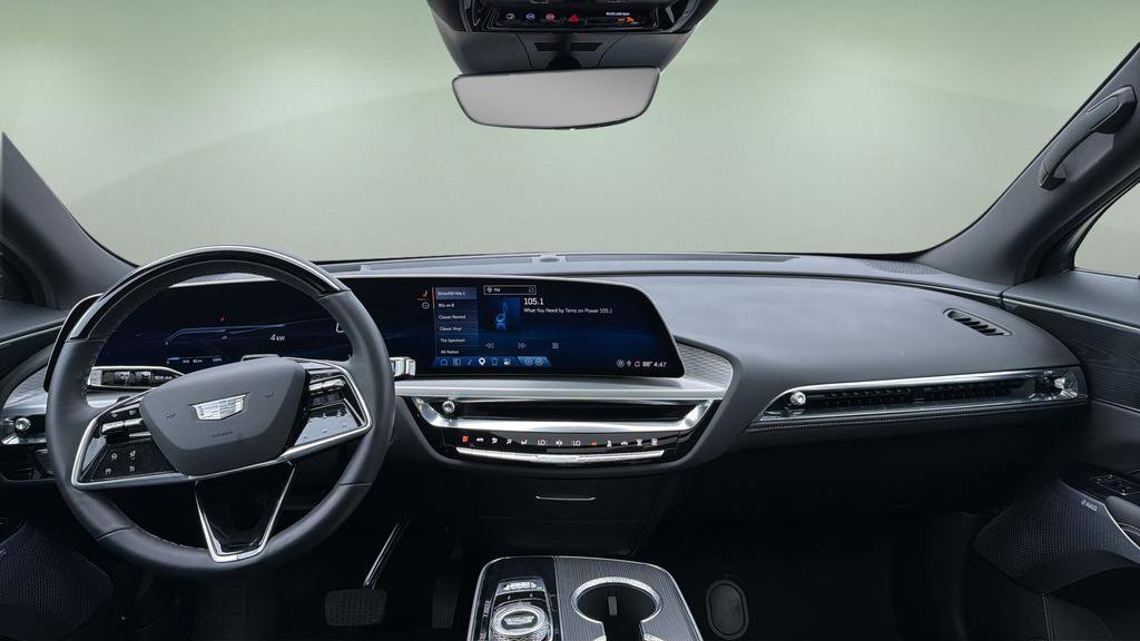 Used 2025 Cadillac Lyriq Sport AWD/4WD image 7