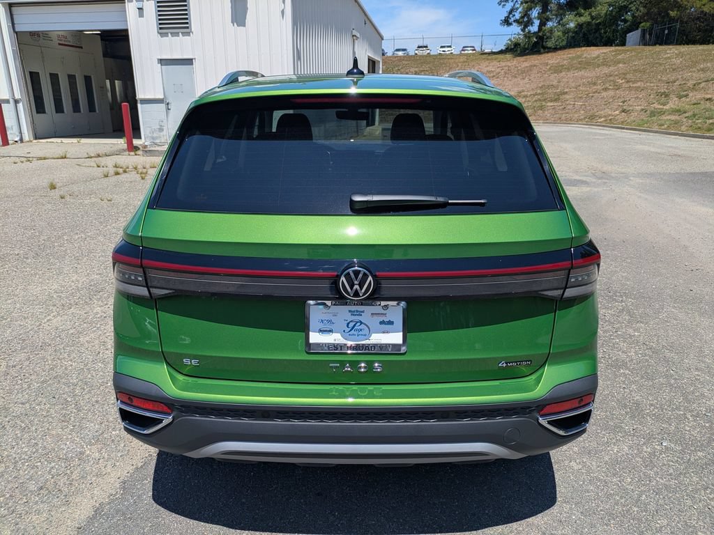 New 2026 Volkswagen Taos SE AWD/4WD image 5