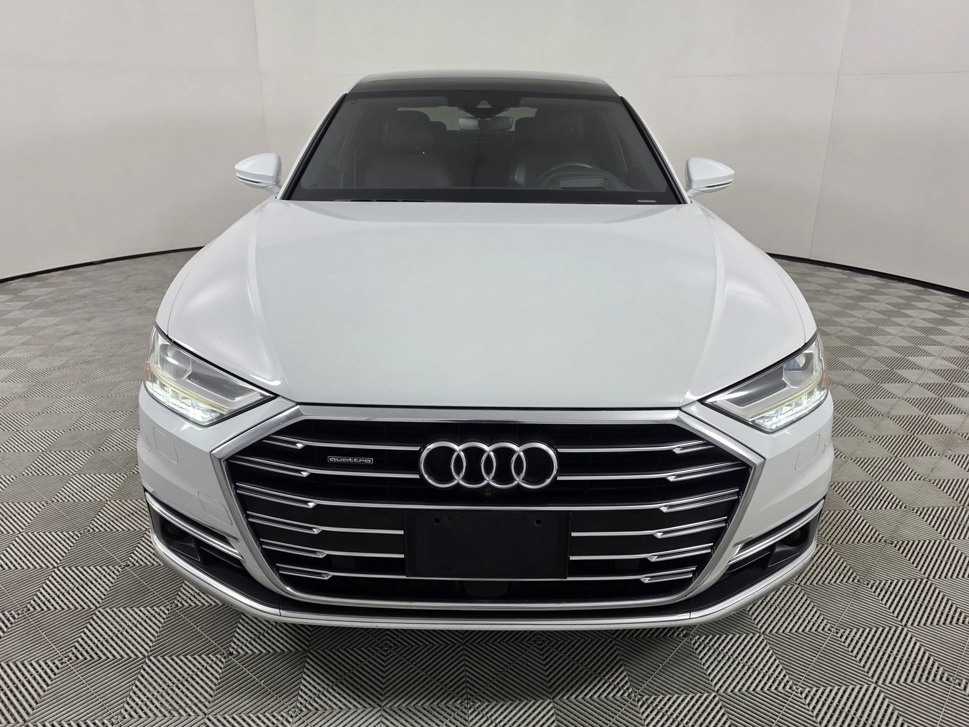 Used 2020 Audi A8 L 4.0T w/ Executive Package AWD/4WD image 2
