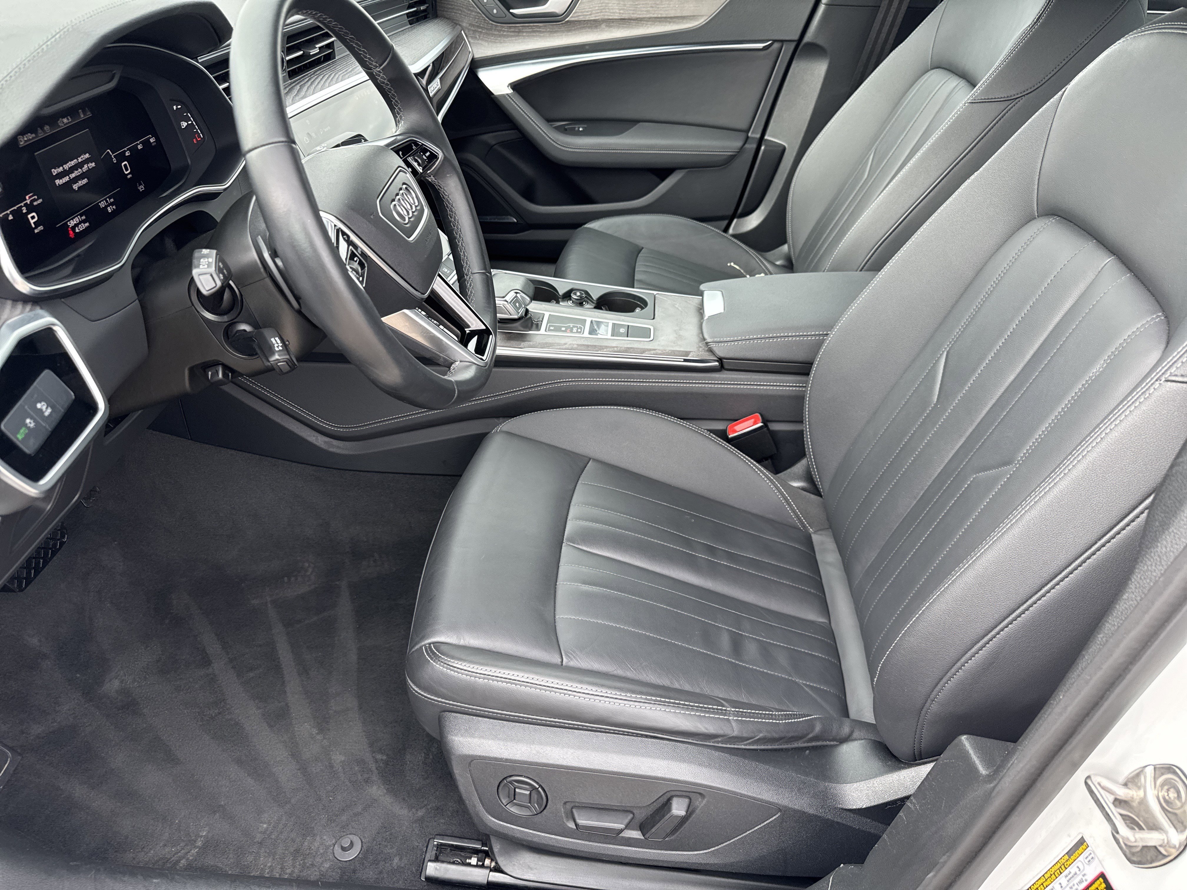 Used 2024 Audi A6 Premium Plus image 5