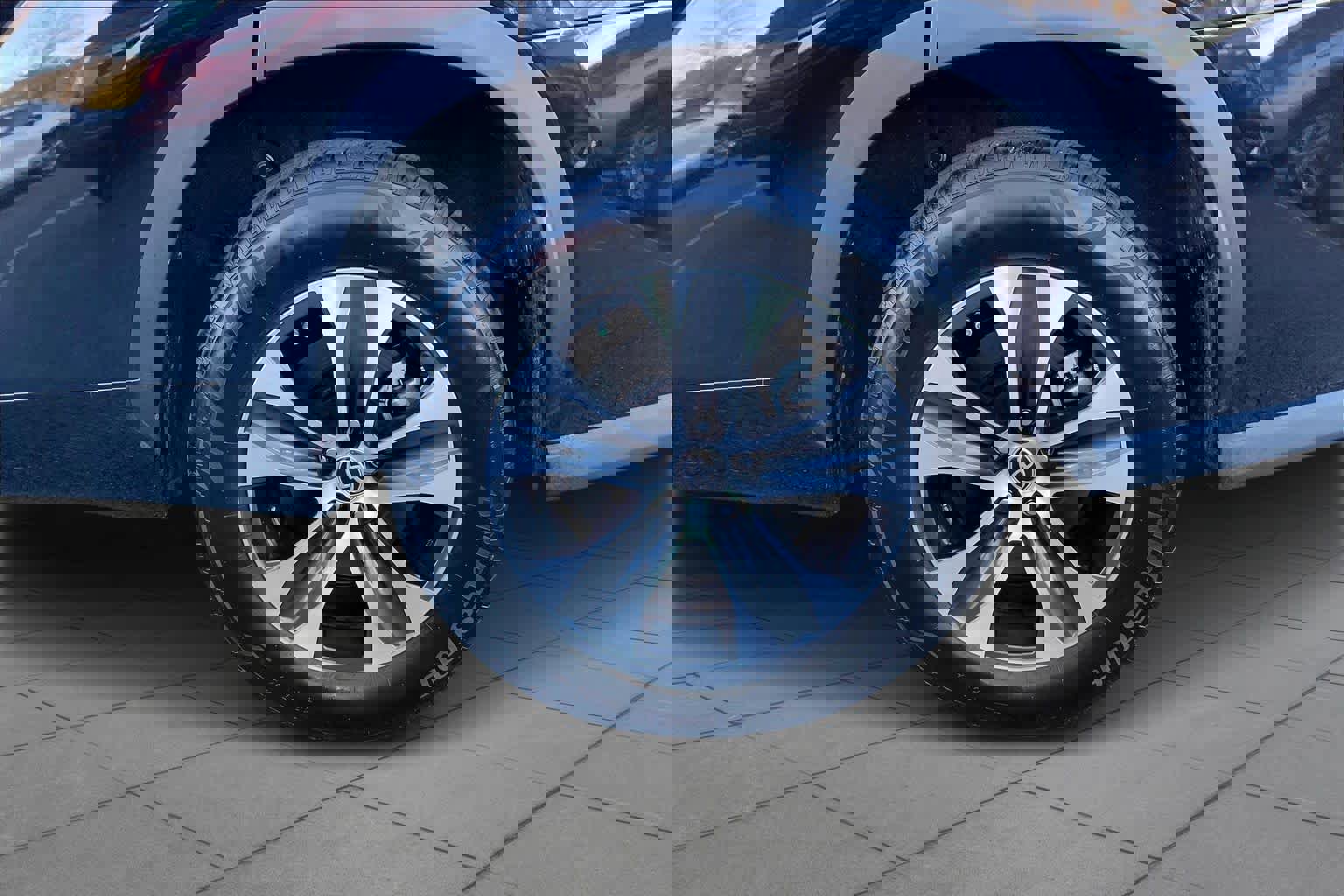 Used 2021 Toyota Highlander XLE image 11