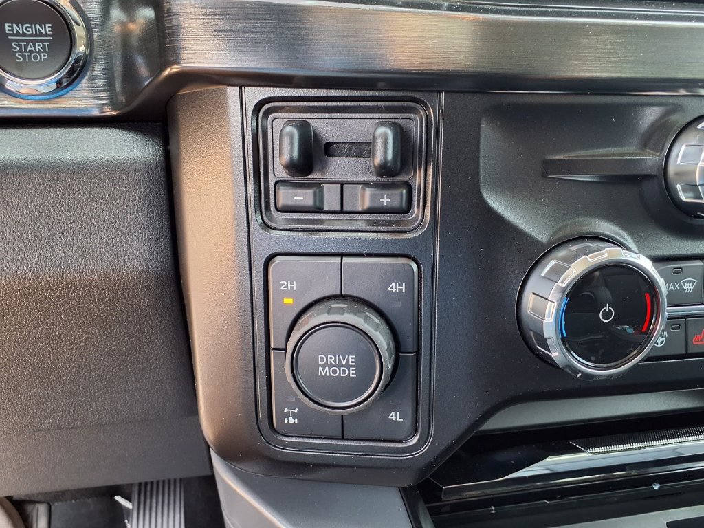 New 2026 Ford F350 Lariat w/ Black Appearance Package AWD/4WD image 13