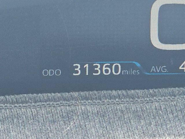 Used 2019 Toyota Prius Limited w/ Premium Convenience Package FWD image 12