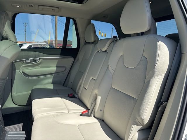 Used 2025 Volvo XC90 T8 Plus w/ Protection Package Premier image 10