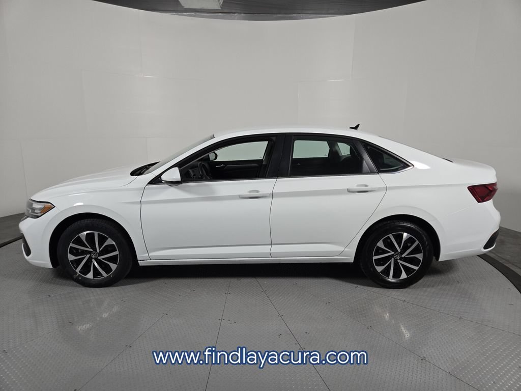 Used 2024 Volkswagen Jetta S FWD image 3