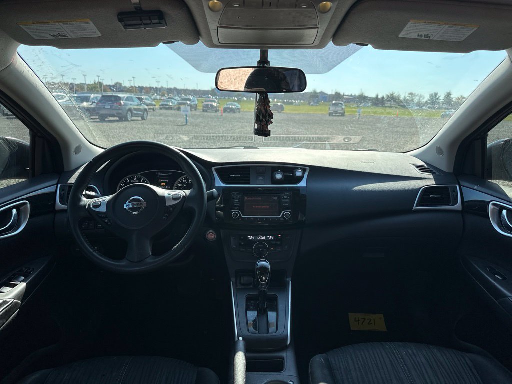 Used 2018 Nissan Sentra SV FWD image 14