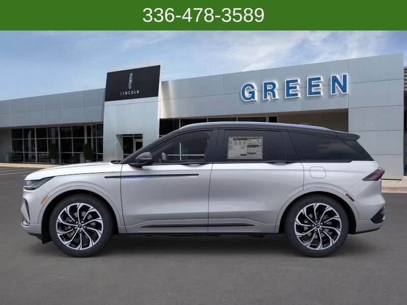 New 2026 Lincoln Nautilus Reserve AWD/4WD image 3