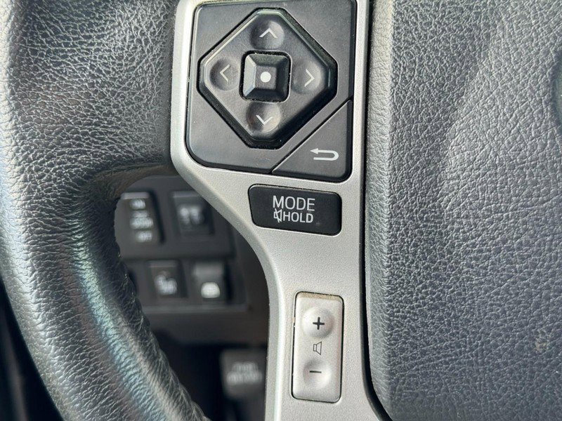 Used 2017 Toyota Tundra image 17