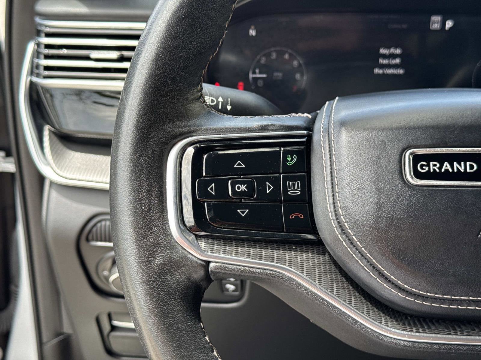 Used 2022 Jeep Grand Wagoneer Series II AWD/4WD image 17