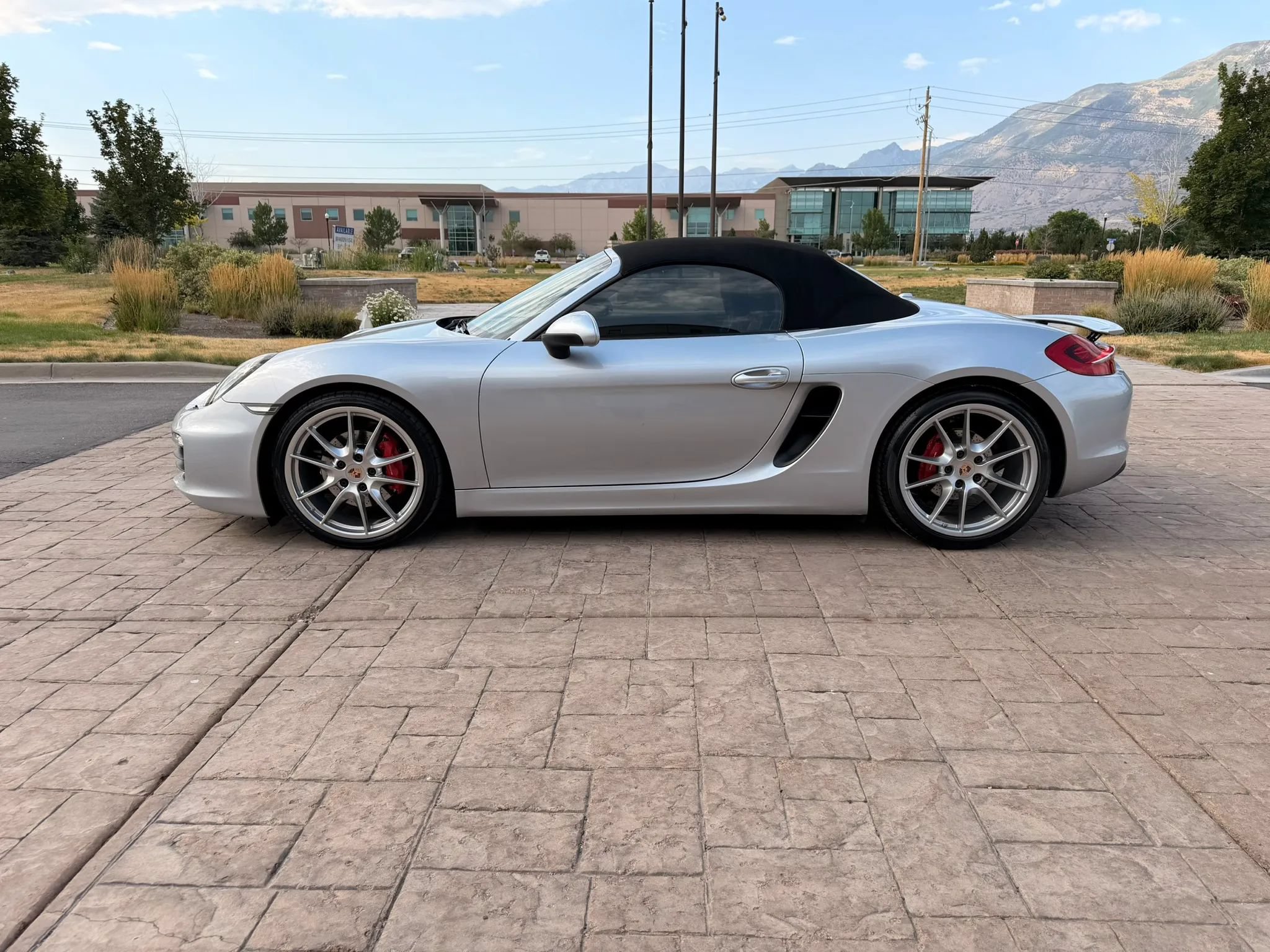 Used 2014 Porsche Boxster S RWD image 2