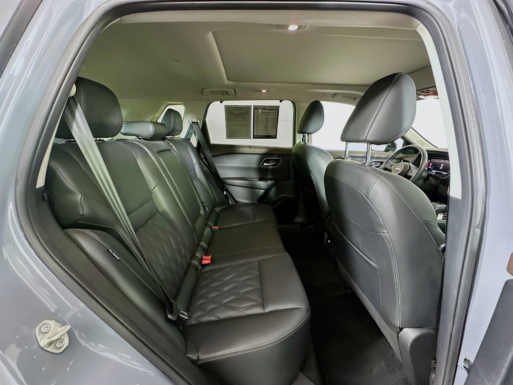 Used 2023 Nissan Rogue Platinum w/ Platinum Premium Package image 25