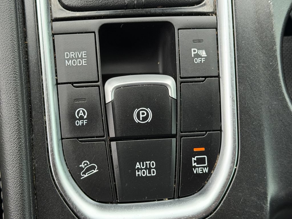 Used 2019 Hyundai Santa Fe AWD image 19