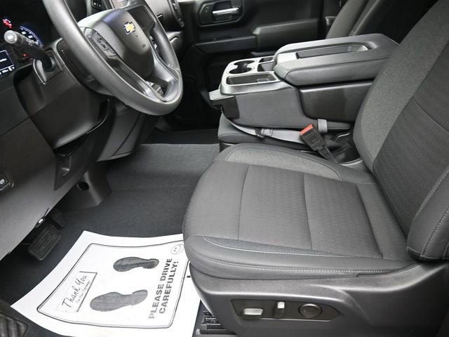 Certified 2024 Chevrolet Silverado 2500 Custom w/ Custom Value Package image 15