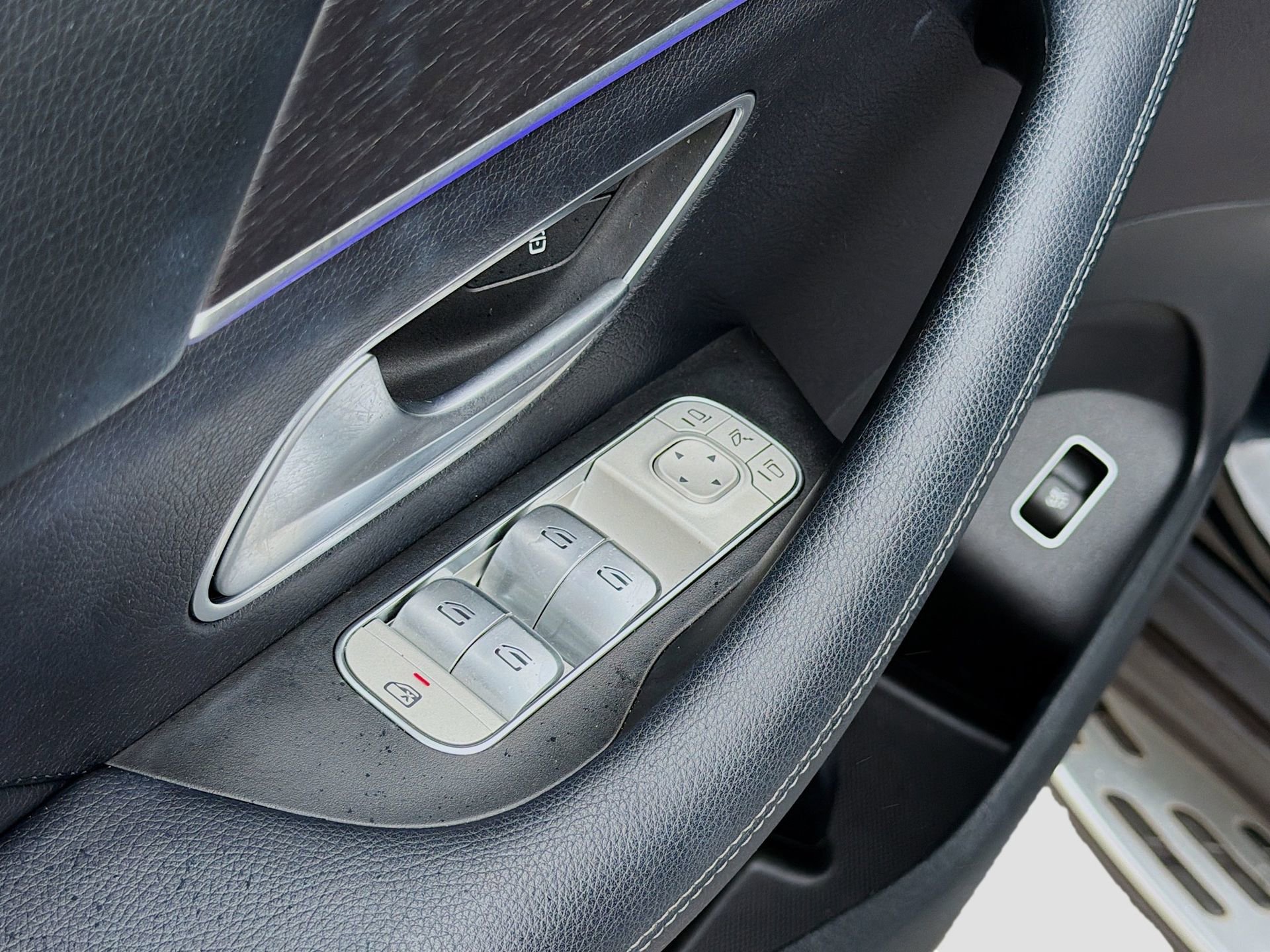 Used 2023 Mercedes-Benz GLE 350 image 23