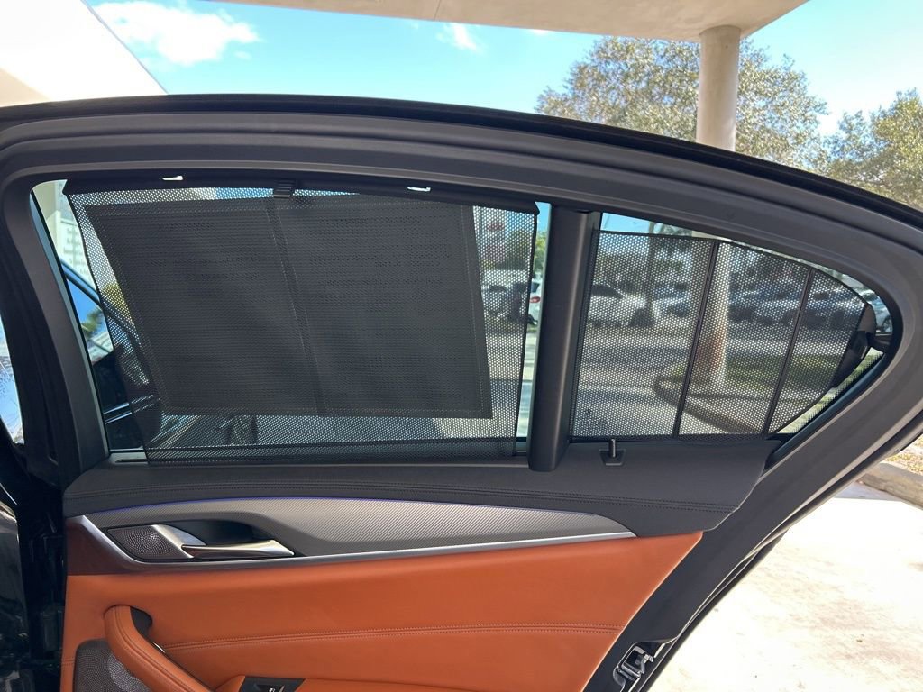 Used 2020 BMW M5 w/ Executive Package image 40