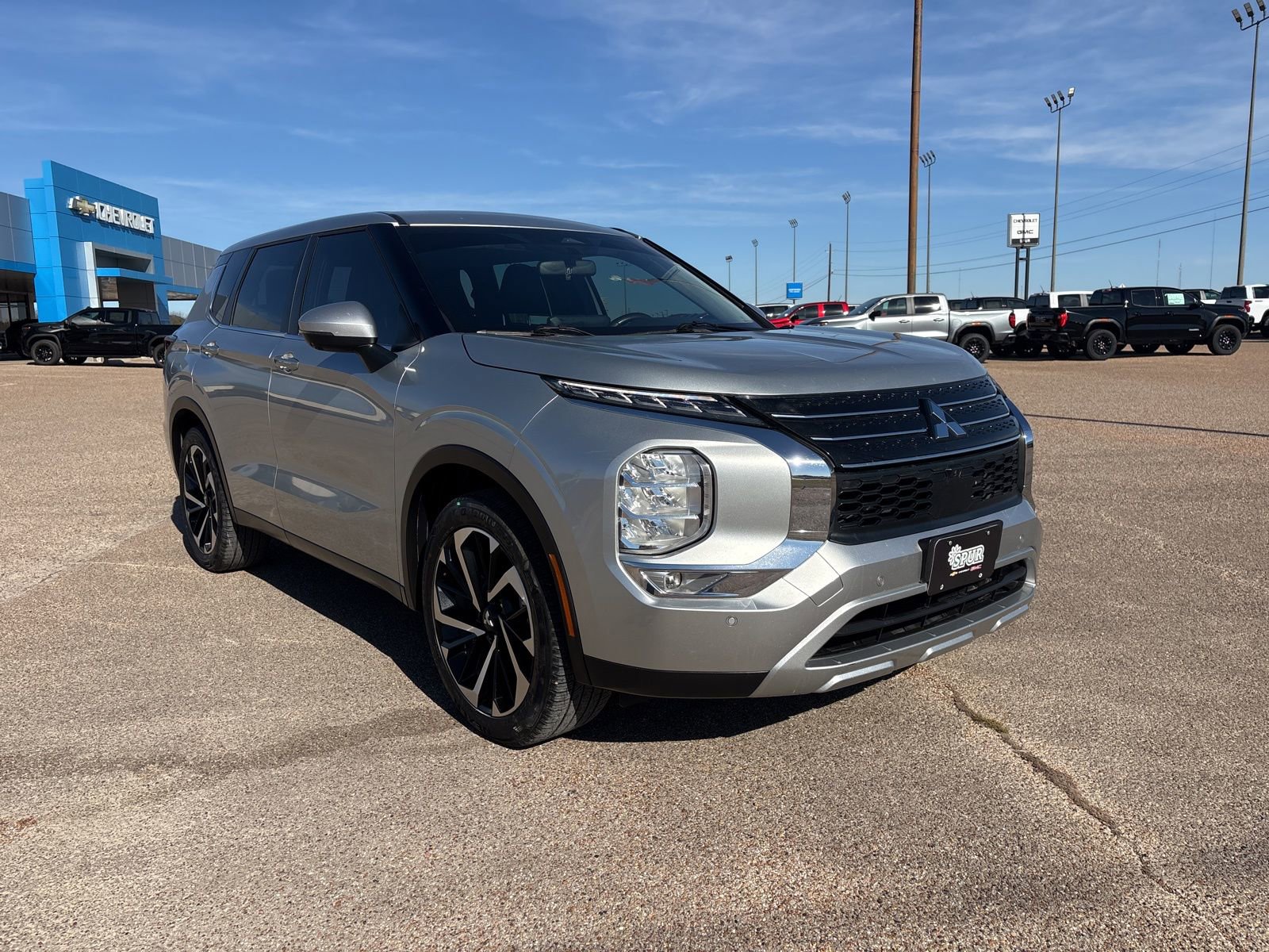 Used 2023 Mitsubishi Outlander SE image 7