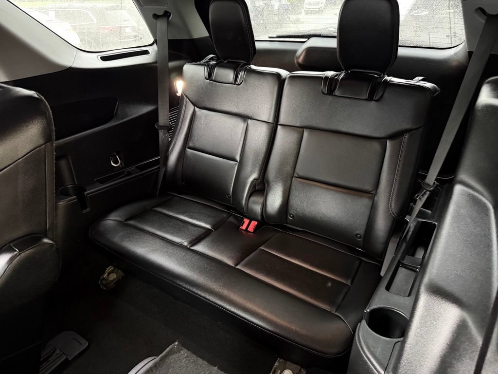 Used 2024 Ford Explorer Limited AWD/4WD image 32