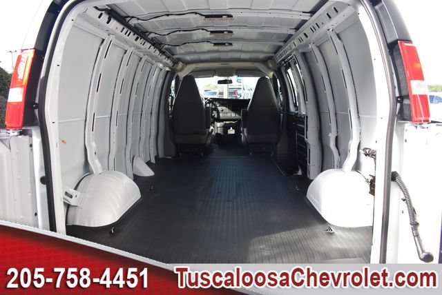 New 2025 Chevrolet Express 2500 Extended w/ Enhanced Convenience Package RWD image 9