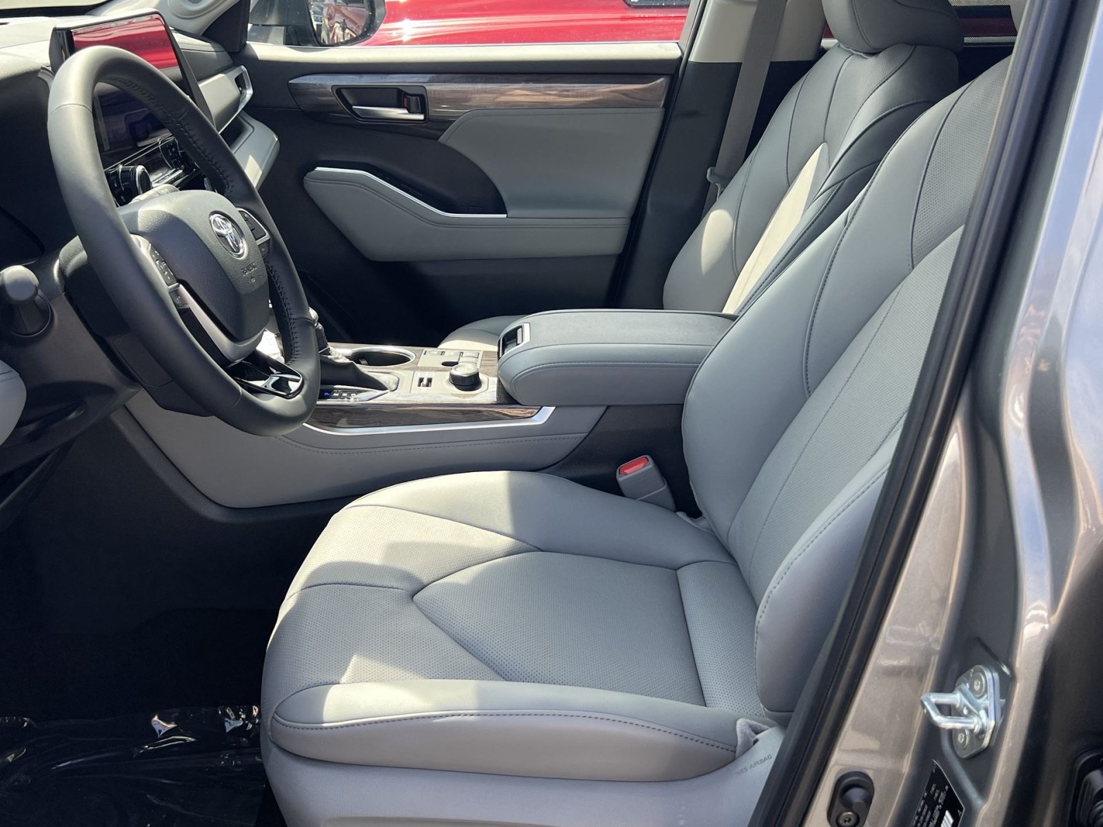 New 2026 Toyota Highlander Limited AWD/4WD image 7