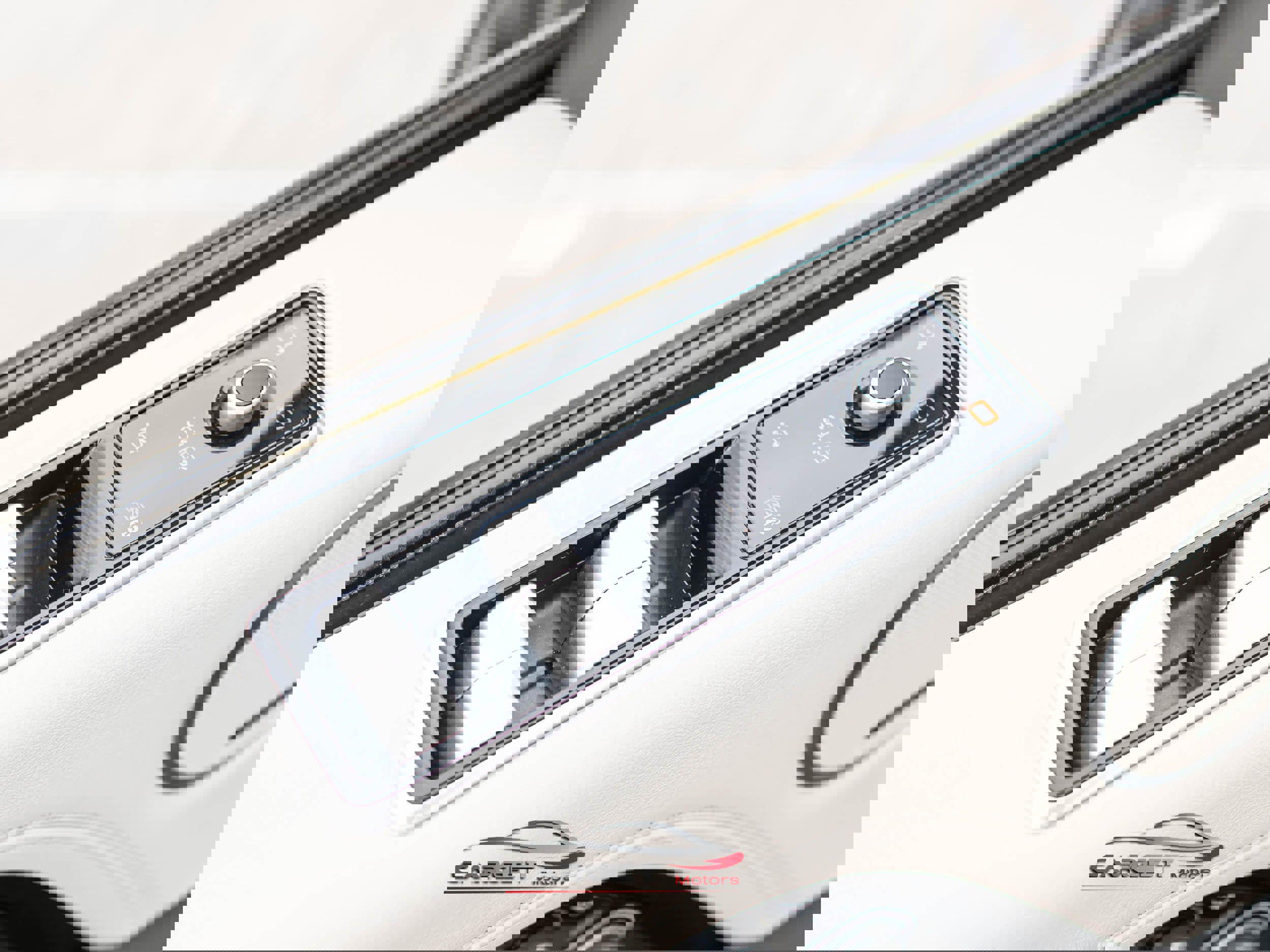 Used 2020 Land Rover Range Rover Long Wheelbase HSE image 43