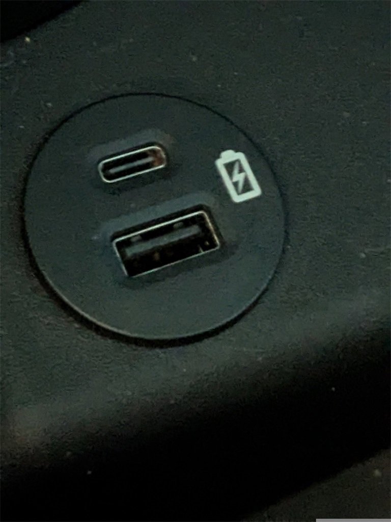 Used 2021 Ford F150 Lariat image 25