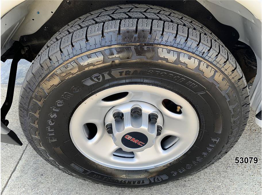 Used 2019 GMC Savana 3500 w/ Power Convenience Package RWD image 22