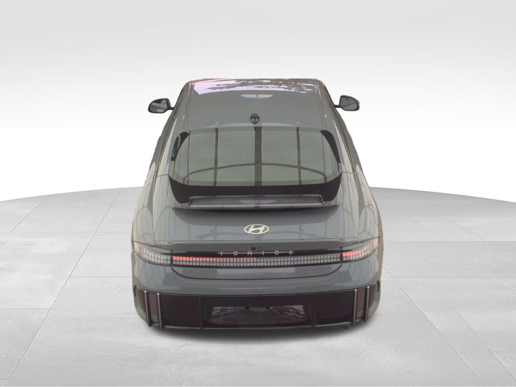 Used 2024 Hyundai Ioniq 6 SE AWD/4WD image 6