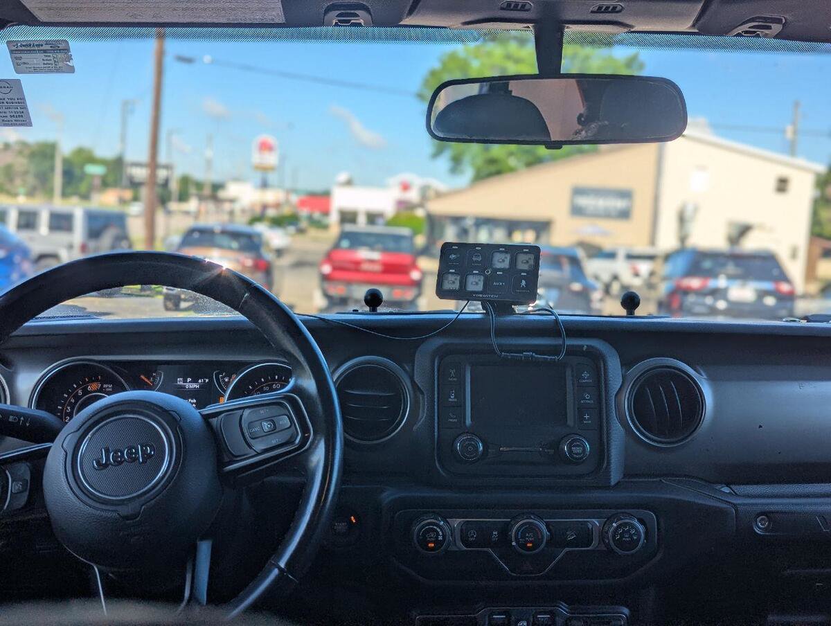 Used 2019 Jeep Wrangler Unlimited Sport S AWD/4WD image 13