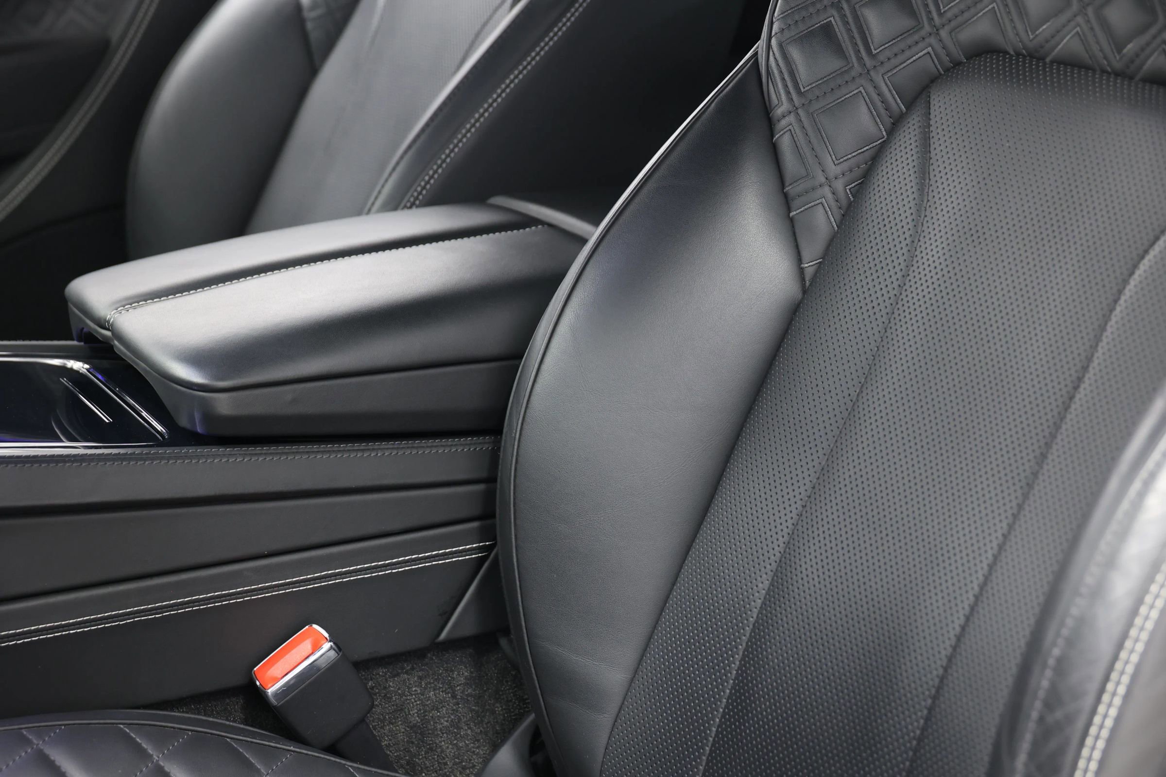 Used 2020 Bentley Continental GT image 22