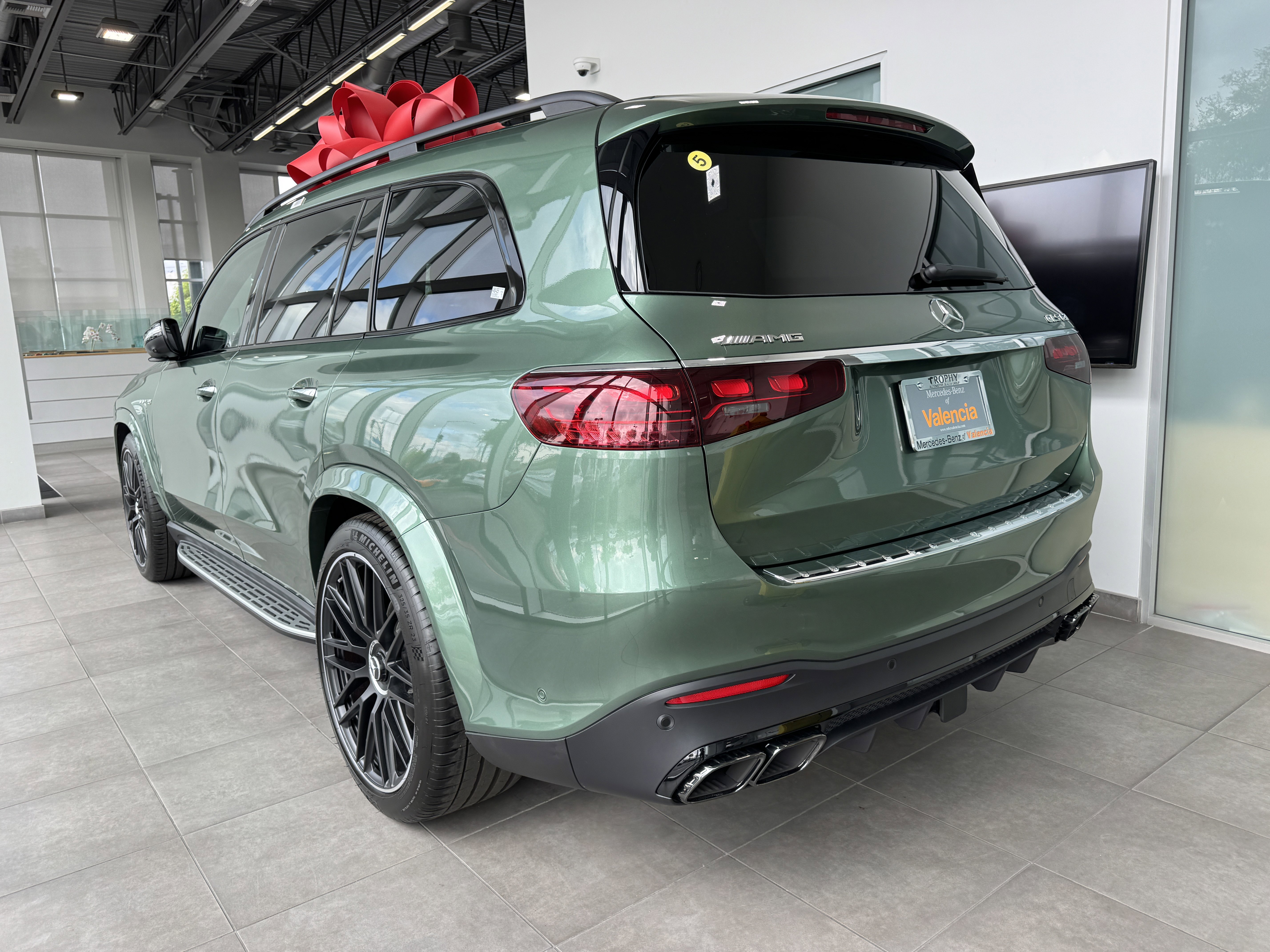 New 2026 Mercedes-Benz GLS 63 AMG 4MATIC image 5