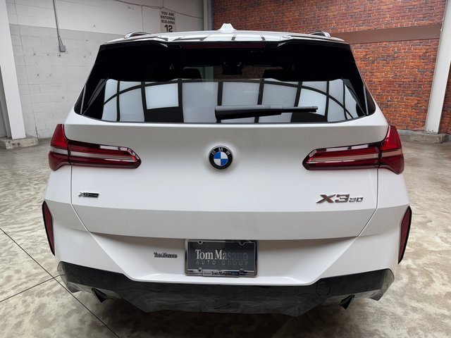 Used 2026 BMW X3 xDrive30 w/ M Sport Package image 4