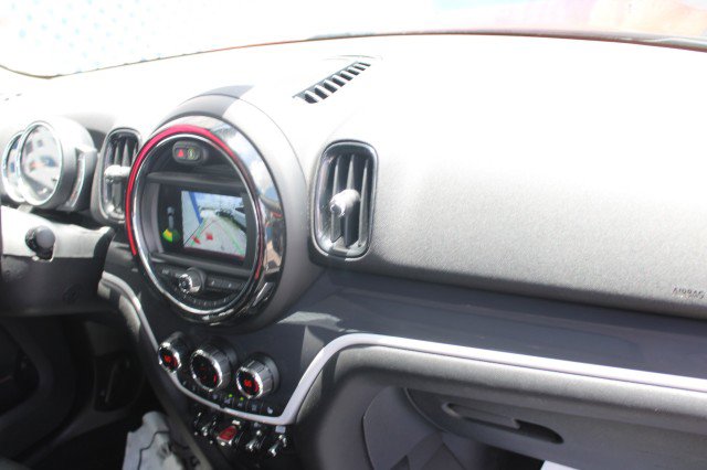Used 2020 MINI Cooper Countryman S w/ Storage Package FWD image 9