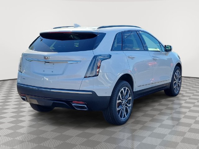 New 2026 Cadillac XT5 Sportv w/ LPO, Floor Liner Package AWD/4WD image 4