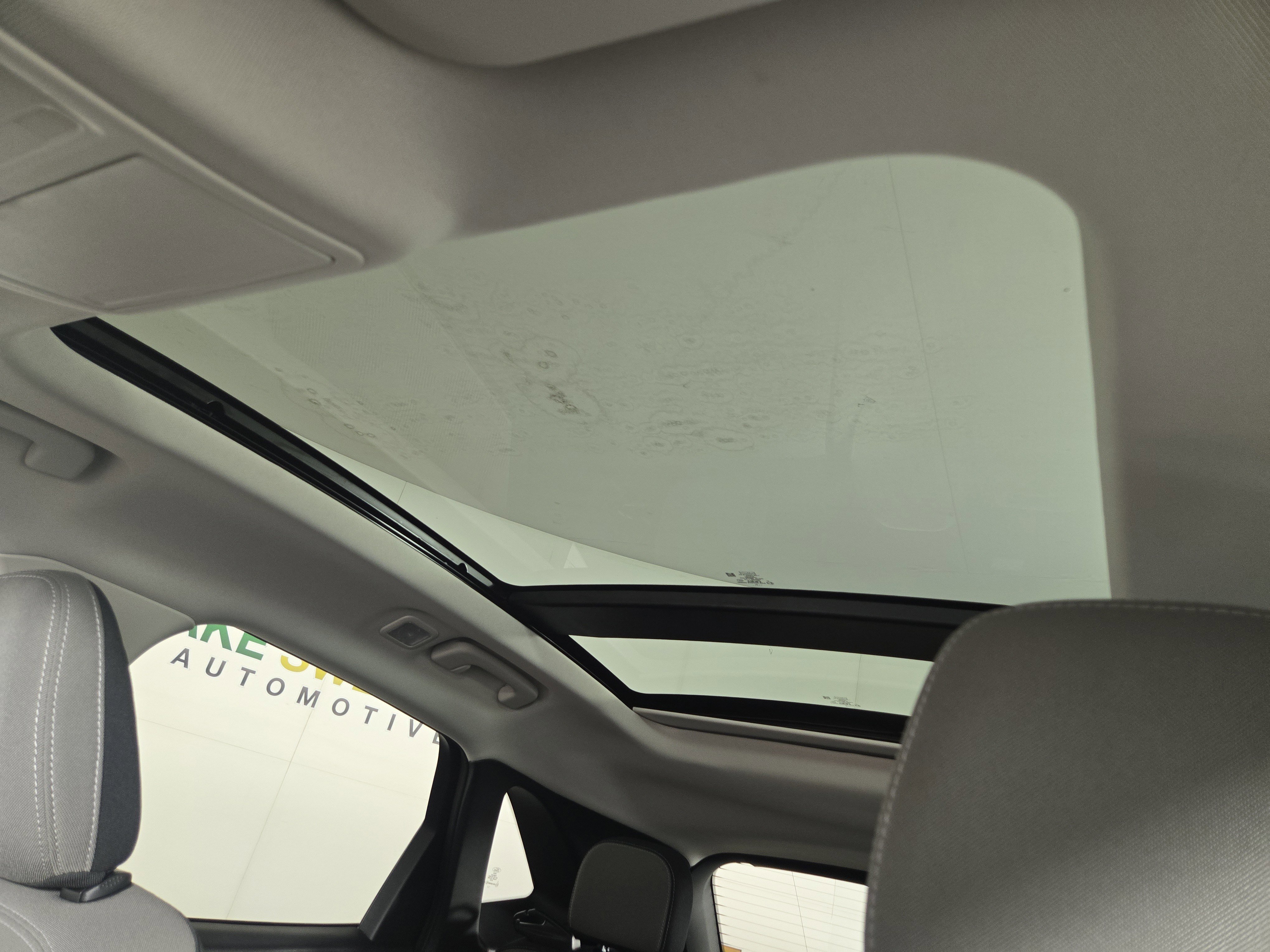 Used 2022 Ford Escape SE w/ Cold Weather Package image 22