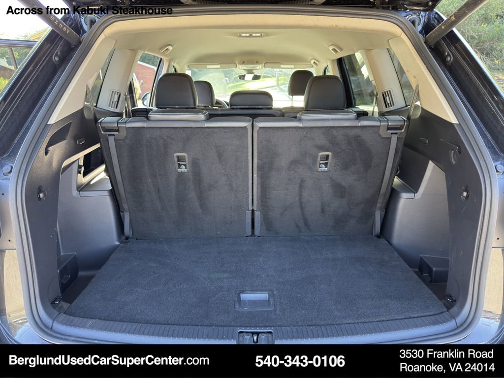 Used 2025 Volkswagen Atlas SE image 13