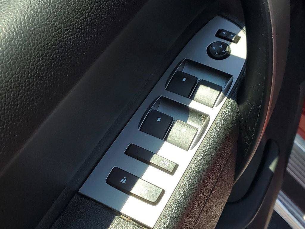 Used 2013 Chevrolet Silverado 1500 LT w/ All-Star Edition AWD/4WD image 21