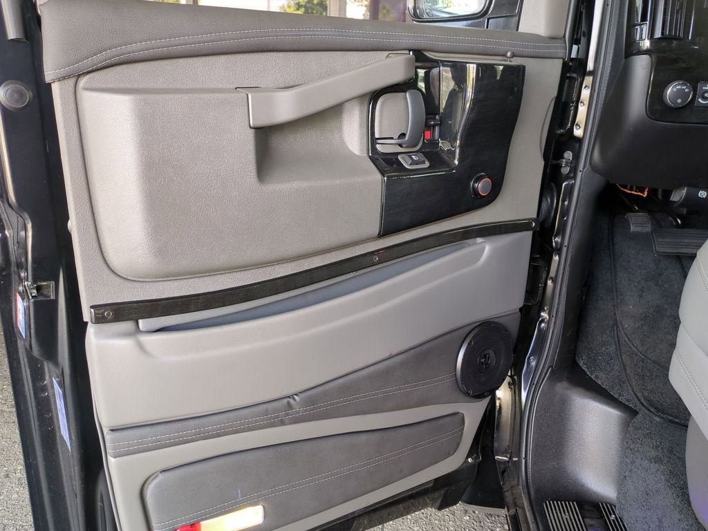 New 2025 GMC Savana 2500 Extended w/ Driver Convenience Package RWD image 22