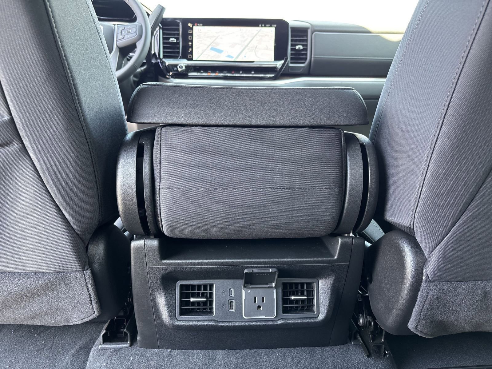 New 2025 GMC Sierra 1500 SLE w/ Preferred Package image 30