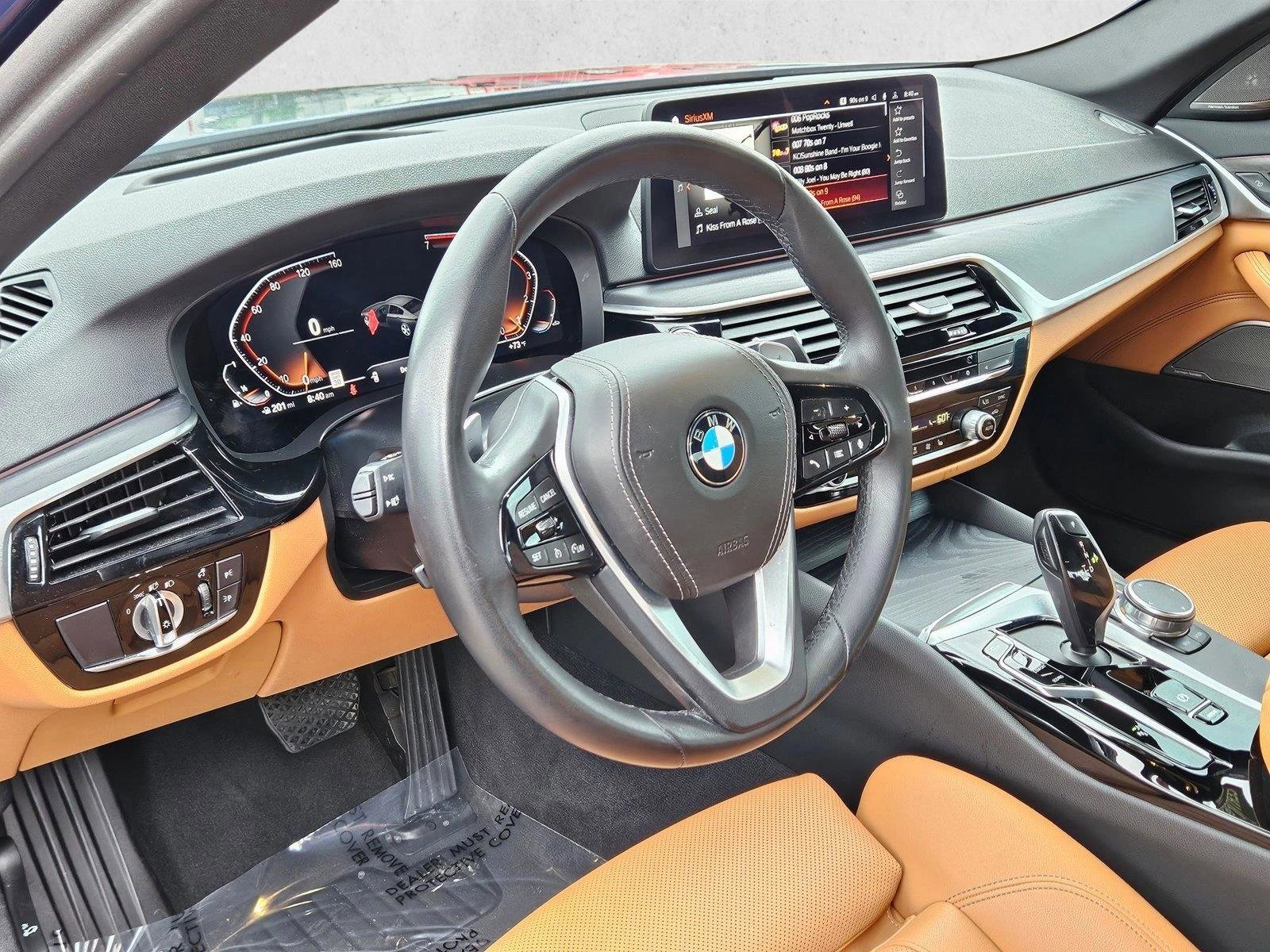 Used 2023 BMW 530i w/ Premium Package RWD image 10