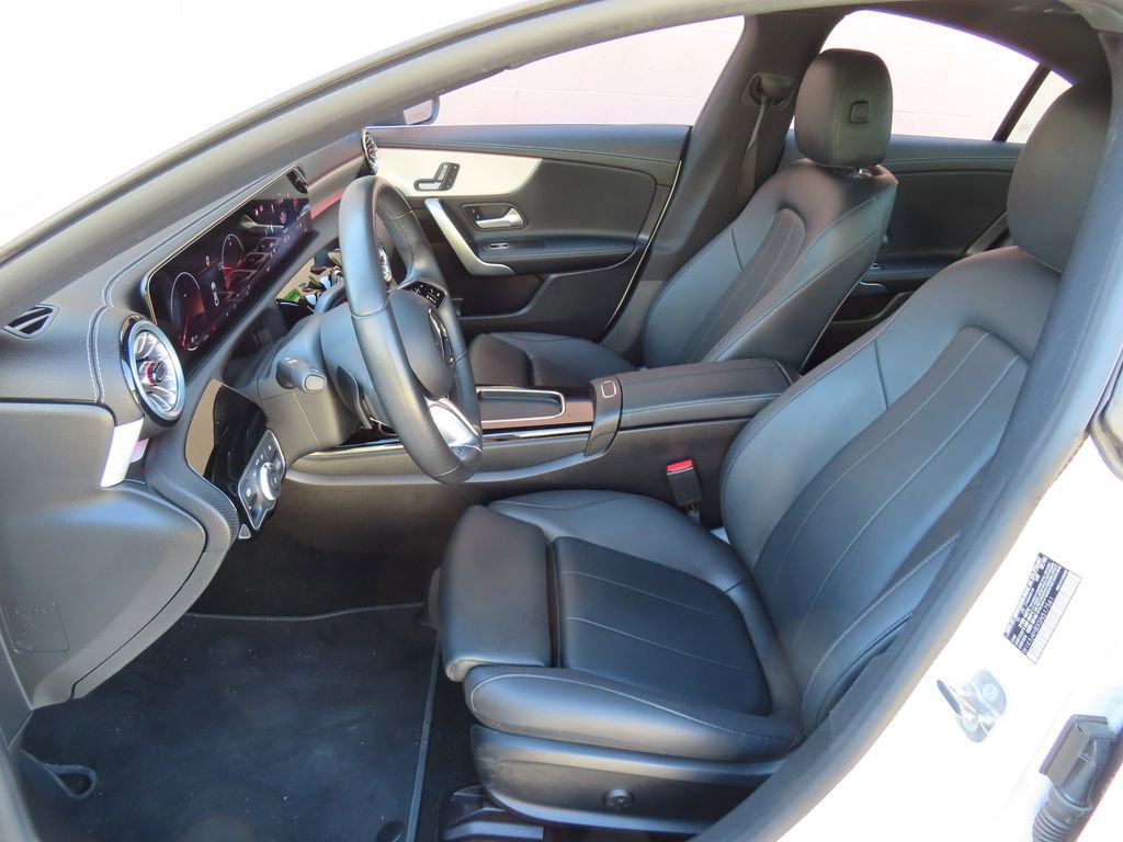 Used 2025 Mercedes-Benz CLA 250 4MATIC image 23